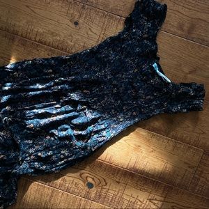 UO OFF THE SHOULDER FLORAL DRESS